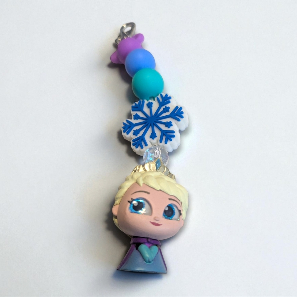 Handmade Elsa Frozen Bag Charm/ Keychain - Picture 3 of 3